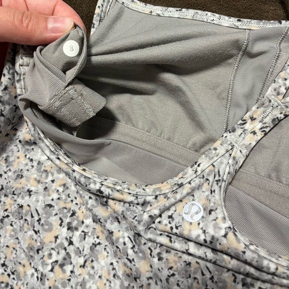 Lululemon tank top - Picture 4 of 4